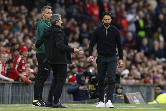 M.U và Tottenham vào chung kết Europa League, 2 HLV nói gì? - Ảnh 2. M.U và Tottenham vào chung kết Europa League, 2 HLV nói gì? - Ảnh 2.