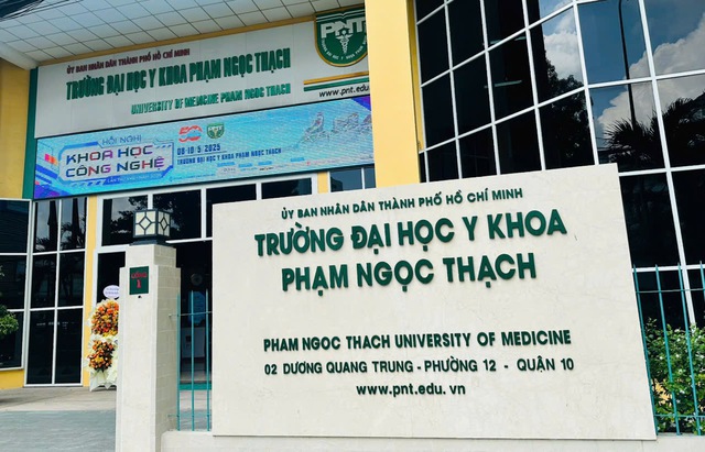 Đảng ủy Trường ĐH Y khoa Phạm Ngọc Thạch đề nghị kiểm điểm hiệu trưởng