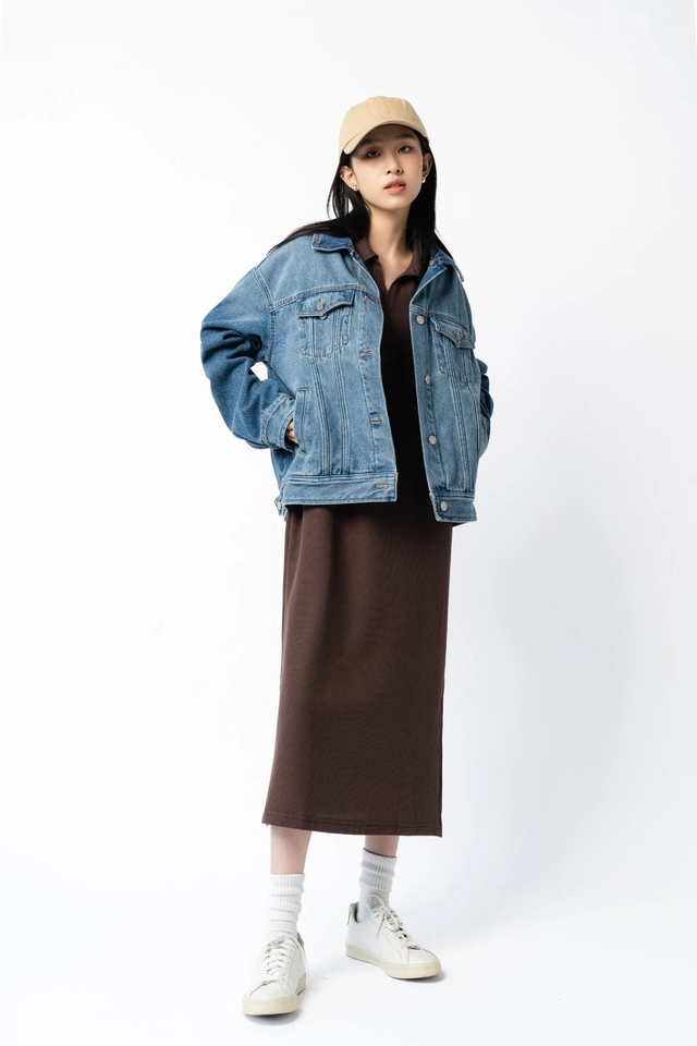 Thể hiện chất riêng với áo khoác denim hiện đại- Ảnh 8.