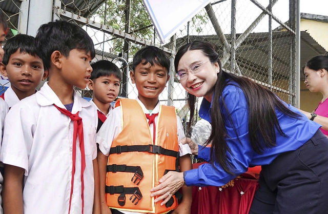 Phòng chống đuối nước, chuyện không bao giờ cũ: Những con số đau lòng Phòng chống đuối nước, chuyện không bao giờ cũ: Những con số đau lòng
