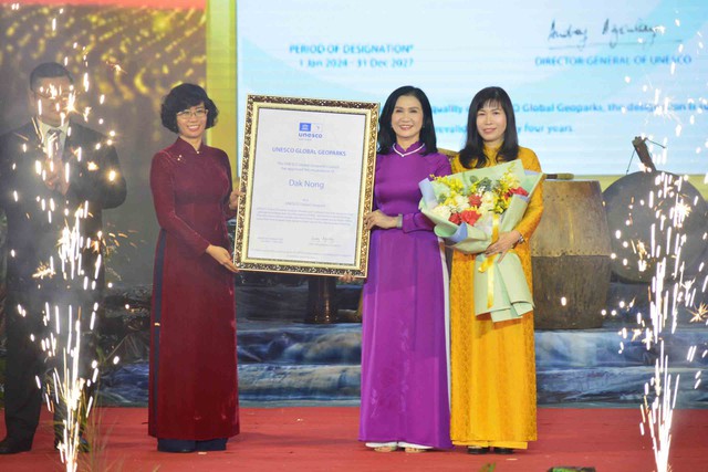 Những tuyệt tác thiên nhiên: Độc đáo hệ thống 5 ngọn núi lửa trên cao nguyên- Ảnh 3.