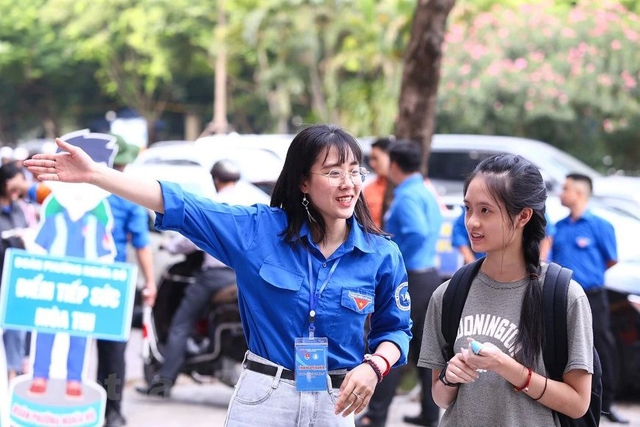 Tiếp sức mùa thi: Thí sinh sẽ không đơn độc trong kỳ thi tốt nghiệp THPT - Ảnh 2.