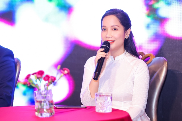 Danh ca Ý Lan, Mạnh Đình về nước ngồi ghế nóng 'Tiếng hát Việt toàn cầu'- Ảnh 1.
