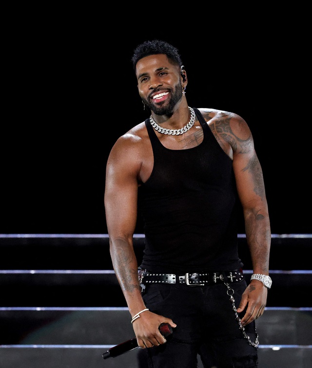 Siêu sao Jason Derulo háo hức đem màn trình diễn bùng nổ đến Việt Nam- Ảnh 3. Siêu sao Jason Derulo háo hức đem màn trình diễn bùng nổ đến Việt Nam- Ảnh 3.