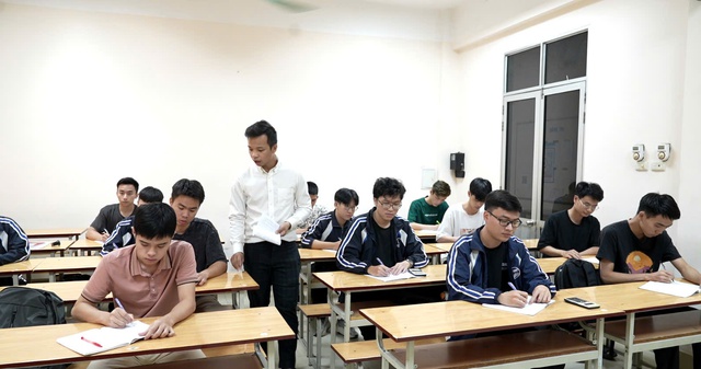 Nhà khoa học trẻ ghi dấu ấn trên bản đồ quốc tế Nhà khoa học trẻ ghi dấu ấn trên bản đồ quốc tế