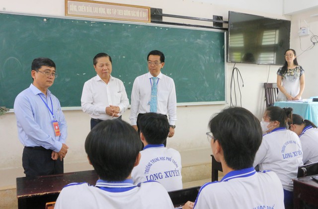 Xây dựng phương án dự phòng cho kỳ thi tốt nghiệp THPT năm 2025 tại An Giang - Ảnh 3. Xây dựng phương án dự phòng cho kỳ thi tốt nghiệp THPT năm 2025 tại An Giang - Ảnh 3.