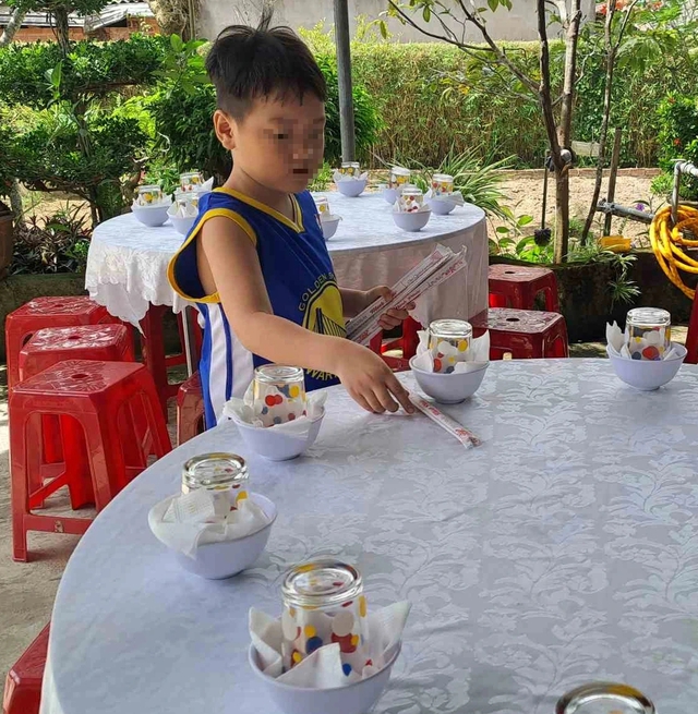 Mùa hè không về quê, học sinh thành thị đang mất kết nối với cội rễ? - Ảnh 2.
