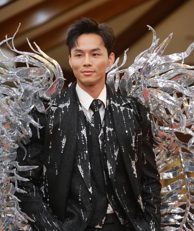 Người mẫu quê Bến Tre giành ngôi á vương 4 Manhunt International 2025 - Ảnh 3.