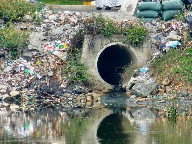 Khánh hòa quyết tâm chấm dứt ô nhiễm sông Quán Trường để bảo vệ môi trường - Ảnh 2.