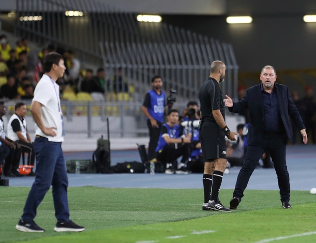 Vòng loại Asian Cup 2027, Malaysia 0-0 Việt Nam: Chủ nhà tạo sức ép lớn - Ảnh 1.