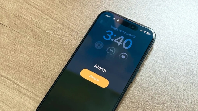 Cách thay đổi thời gian báo thức trên iPhone với iOS 26 - Ảnh 1.