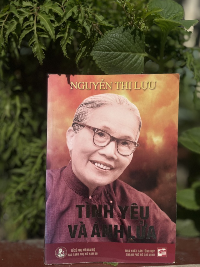 Bảo tàng kể chuyện: 'Uyên ương thêu dở' - khúc tình ca thầm lặng giữa chiến tranh- Ảnh 3. Bảo tàng kể chuyện: 'Uyên ương thêu dở' - khúc tình ca thầm lặng giữa chiến tranh- Ảnh 3.