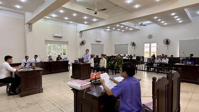 Vụ ‘có miễn trách nhiệm hình sự cho bác sĩ chống dịch do quá cấp bách’: Đề nghị án treo Vụ ‘có miễn trách nhiệm hình sự cho bác sĩ chống dịch do quá cấp bách’: Đề nghị án treo