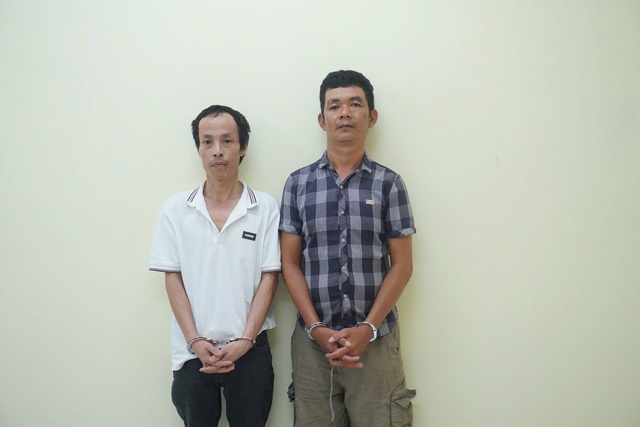 Bắt 2 người đăng tin xuyên tạc về nguyên Giám đốc Công an TP.HCM Lê Hồng Nam- Ảnh 1.