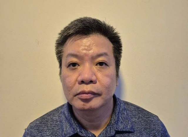 Bắt cựu Thứ trưởng Bộ LĐ-TB-XH Nguyễn Bá Hoan- Ảnh 2. Bắt cựu Thứ trưởng Bộ LĐ-TB-XH Nguyễn Bá Hoan- Ảnh 2.