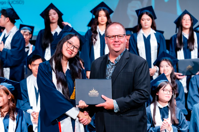 Nữ sinh Việt trúng tuyển UCLA, nuôi giấc mơ đạo diễn vì nền điện ảnh nước nhà - Ảnh 3.