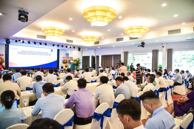 Saigontourist Group đặt mục tiêu đón 2,3 triệu lượt khách du lịch năm 2025 - Ảnh 2.