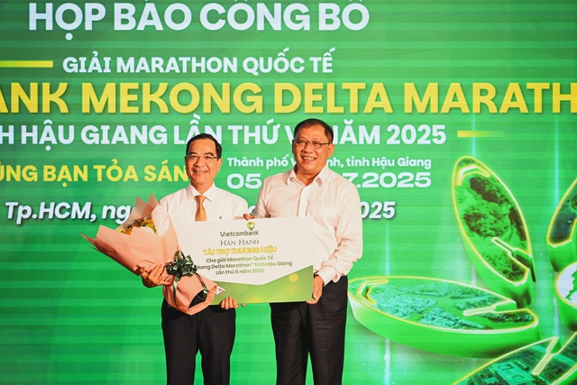 100 triệu đồng cho giải thưởng phá kỷ lục ở giải marathon quốc tế Hậu Giang- Ảnh 3. 100 triệu đồng cho giải thưởng phá kỷ lục ở giải marathon quốc tế Hậu Giang- Ảnh 3.