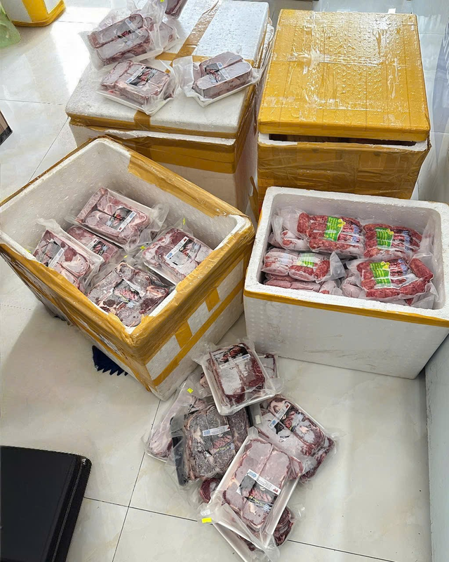 Cà Mau: Phát hiện hơn 80kg thực phẩm đông lạnh không rõ nguồn gốc - Ảnh 1. Cà Mau: Phát hiện hơn 80kg thực phẩm đông lạnh không rõ nguồn gốc - Ảnh 1.