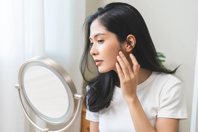30+: Chống nắng sao cho collagen không ‘bay màu’ mỗi ngày? - Ảnh 2.