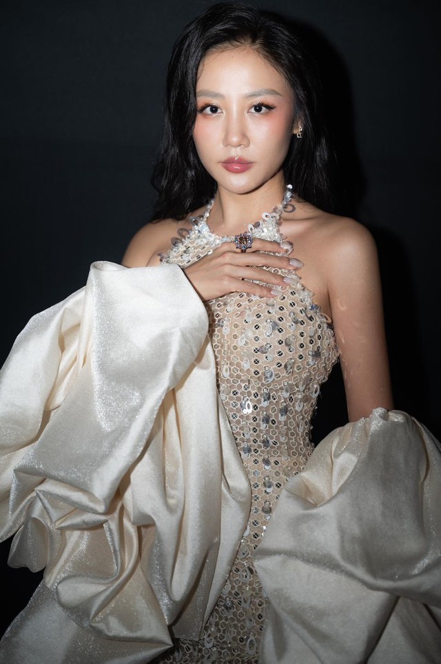 Văn Mai Hương xin lỗi vì đăng hình ảnh thương hiệu trà sữa bị tẩy chay- Ảnh 2. Văn Mai Hương xin lỗi vì đăng hình ảnh thương hiệu trà sữa bị tẩy chay- Ảnh 2.