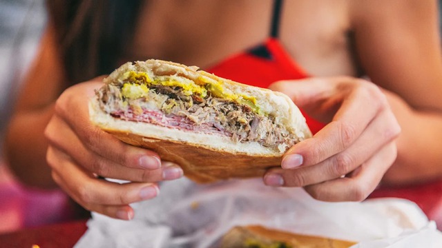 CNN chọn bánh mì Việt Nam vào top 25 thế giới - Ảnh 3.