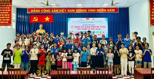 Dạy trẻ về an toàn điện, chuyện không nhỏ ở mỗi nếp nhà - Ảnh 1.