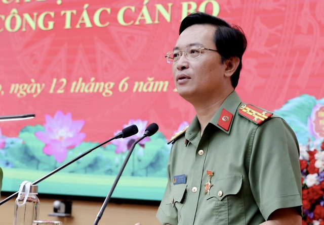 Đại tá Nguyễn Quốc Vương làm Cục phó Cục Tổ chức cán bộ Bộ Công an- Ảnh 1. Đại tá Nguyễn Quốc Vương làm Cục phó Cục Tổ chức cán bộ Bộ Công an- Ảnh 1.