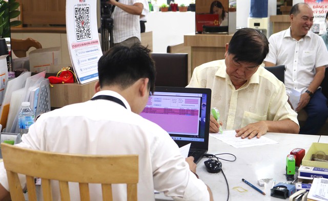 Bí thư TP.HCM: Vận hành thử 102 phường, xã mới 'đáp ứng mong đợi'- Ảnh 4. Bí thư TP.HCM: Vận hành thử 102 phường, xã mới 'đáp ứng mong đợi'- Ảnh 4.