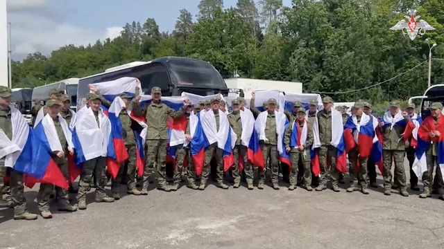 Chiến sự Ukraine ngày 1.206: Bán đảo Crimea rung chuyển, Kyiv giải quyết 'văn hóa thờ ơ' - Ảnh 4.