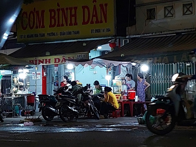 TP.HCM: Chém nhau ở Bình Thạnh, 3 người bị thương - Ảnh 2.