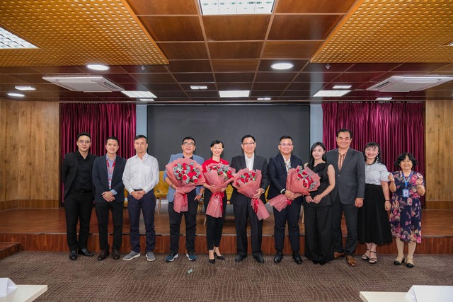 AI in Education: Kiến tạo giáo dục tương lai từ hành động hôm nay- Ảnh 4. AI in Education: Kiến tạo giáo dục tương lai từ hành động hôm nay- Ảnh 4.