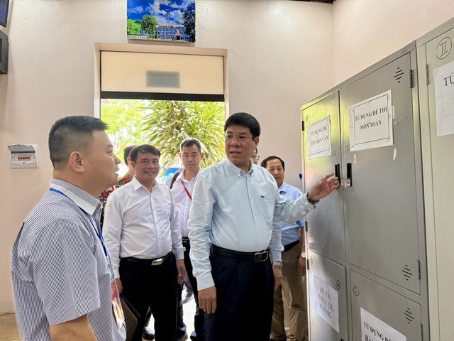 Đề thi, chấm thi tốt nghiệp THPT khi đã sáp nhập tỉnh sẽ ra sao? Đề thi, chấm thi tốt nghiệp THPT khi đã sáp nhập tỉnh sẽ ra sao?