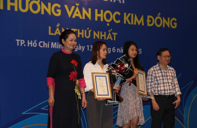 Nhà văn 24 tuổi giành 100 triệu đồng tại giải thưởng sáng tác cho thiếu nhi- Ảnh 6. Nhà văn 24 tuổi giành 100 triệu đồng tại giải thưởng sáng tác cho thiếu nhi- Ảnh 6.