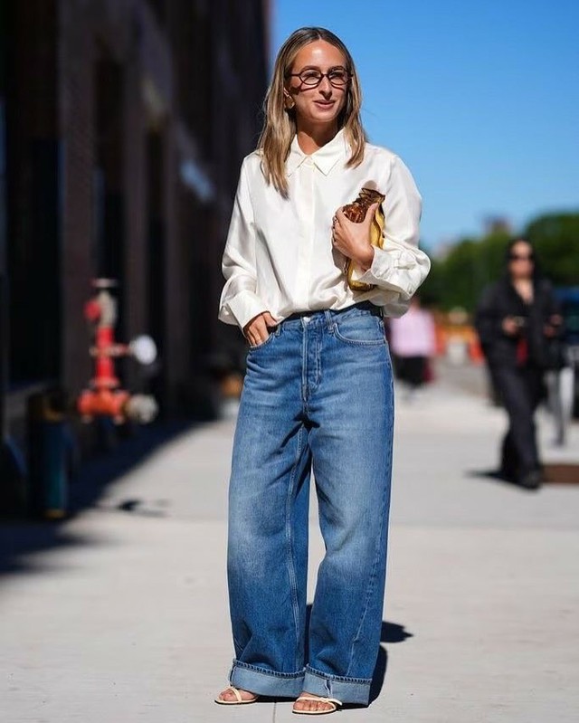 Giày cao gót và kiểu giày mùa hè phù hợp với quần jeans xanh- Ảnh 8. Giày cao gót và kiểu giày mùa hè phù hợp với quần jeans xanh- Ảnh 8.