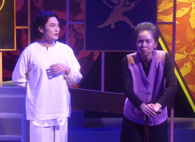 ‘Náo loạn Tiếu Lâm Đường’ - câu chuyện giới tính đầy tự tin- Ảnh 2. ‘Náo loạn Tiếu Lâm Đường’ - câu chuyện giới tính đầy tự tin- Ảnh 2.
