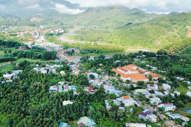 Chính sách ưu đãi đầu tư sau sắp xếp đơn vị hành chính Khánh Hoà có gì thay đổi?- Ảnh 1. Chính sách ưu đãi đầu tư sau sắp xếp đơn vị hành chính Khánh Hoà có gì thay đổi?- Ảnh 1.