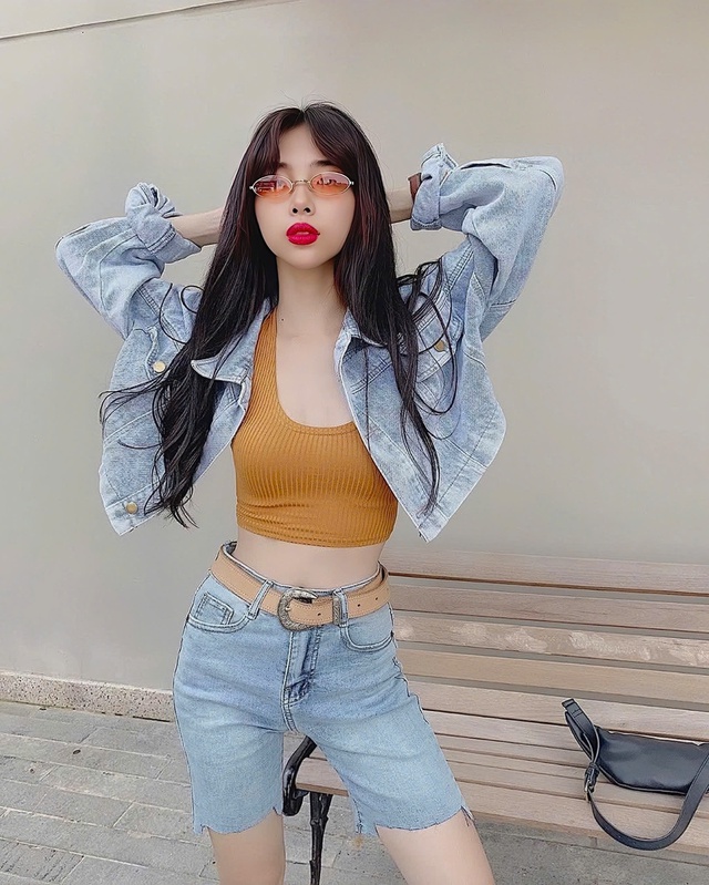 Cá tính cho phong cách dạo phố với quần jeans lửng- Ảnh 6. Cá tính cho phong cách dạo phố với quần jeans lửng- Ảnh 6.