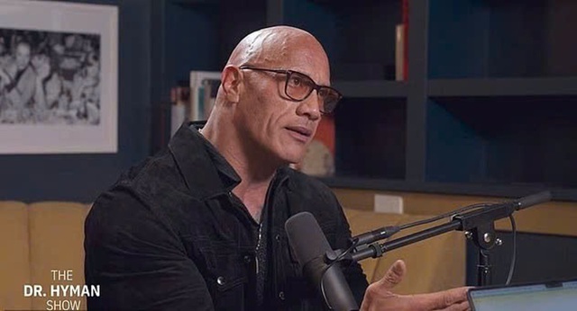 ‘The Rock’ Dwayne Johnson vật lộn với bệnh tật nhiều năm nay ‘The Rock’ Dwayne Johnson vật lộn với bệnh tật nhiều năm nay