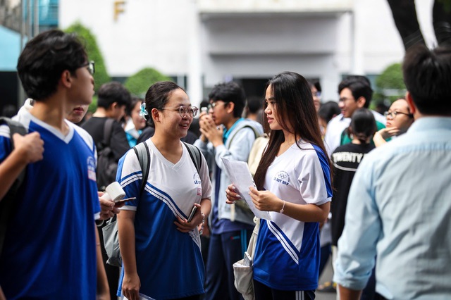 Trường ĐH Khoa học xã hội và nhân văn TP.HCM bổ sung tổ hợp môn xét tuyển Trường ĐH Khoa học xã hội và nhân văn TP.HCM bổ sung tổ hợp môn xét tuyển