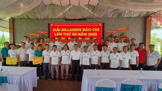 Hơn 50 cơ thủ hào hứng tham gia giải billiards báo chí tại Bến Tre- Ảnh 3. Hơn 50 cơ thủ hào hứng tham gia giải billiards báo chí tại Bến Tre- Ảnh 3.