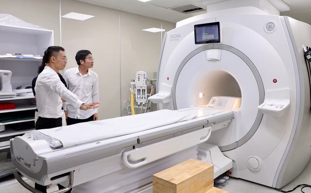 Hệ thống máy MRI chẩn đoán ung thư và bệnh lý thần kinh Hệ thống máy MRI chẩn đoán ung thư và bệnh lý thần kinh