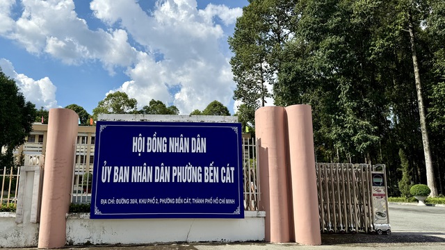 Bình Dương: Đồng loạt vận hành các trung tâm phục vụ hành chính công- Ảnh 4. Bình Dương: Đồng loạt vận hành các trung tâm phục vụ hành chính công- Ảnh 4.