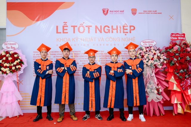 35% tân kỹ sư kỹ thuật và công nghệ Huế được doanh nghiệp nước ngoài tuyển dụng- Ảnh 2. 35% tân kỹ sư kỹ thuật và công nghệ Huế được doanh nghiệp nước ngoài tuyển dụng- Ảnh 2.