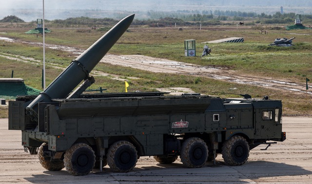 Chiến sự Ukraine ngày 1.209: Nga phóng tên lửa Iskander vào sở chỉ huy Ukraine Chiến sự Ukraine ngày 1.209: Nga phóng tên lửa Iskander vào sở chỉ huy Ukraine