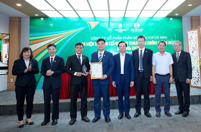 PVCFC tổ chức đại hội cổ đông thường niên năm 2025, chia cổ tức 20%- Ảnh 4. PVCFC tổ chức đại hội cổ đông thường niên năm 2025, chia cổ tức 20%- Ảnh 4.