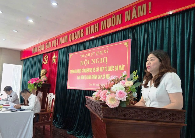 Quảng Nam: 2 cán bộ cấp tỉnh làm bí thư, chủ tịch phường mới tại Tam Kỳ Quảng Nam: 2 cán bộ cấp tỉnh làm bí thư, chủ tịch phường mới tại Tam Kỳ