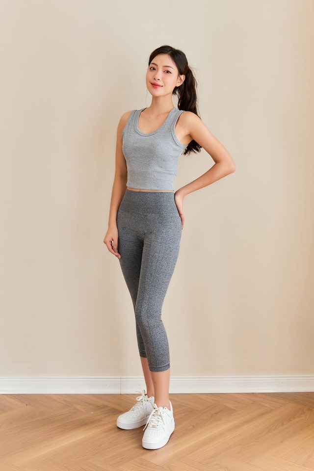 

Khi mùa hè khơi dậy những chuyển động sôi nổi và tự do, quần legging lửng trở thành lựa chọn lý tưởng cho nàng theo đuổi phong cách sống cá tính, hiện đại  