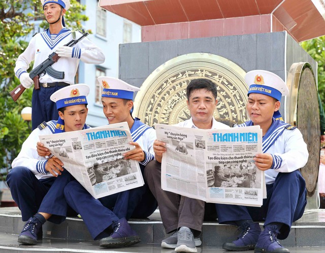 “Người Thanh Niên” giữa Trường Sa - Ảnh 3.