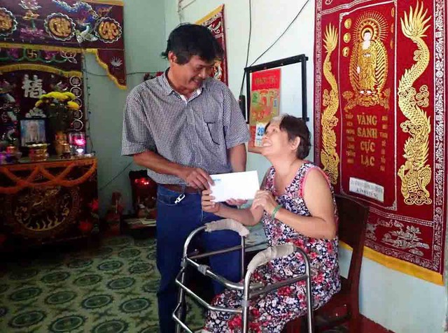 Nhịp cầu nối những tấm l&ograve;ng- Ảnh 2.